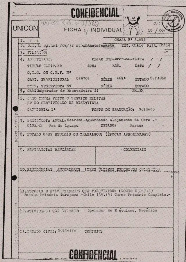 Modelo de ficha de um trabalhador estrangeiro