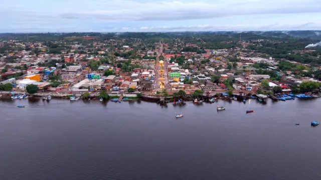 Fundo de transicao energetica atrasa e petroleo gera alerta Vista aérea da cidade de Oiapoque