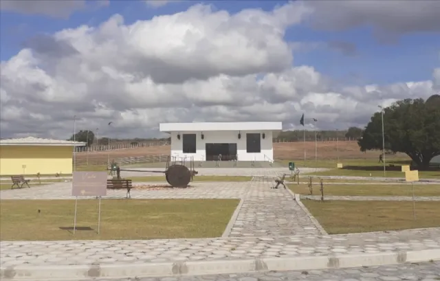Fachada do Instituto Novas Histórias em Cipó (BA)