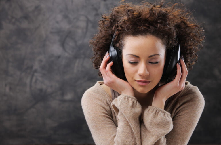 ouvindo musica ouvindo musica