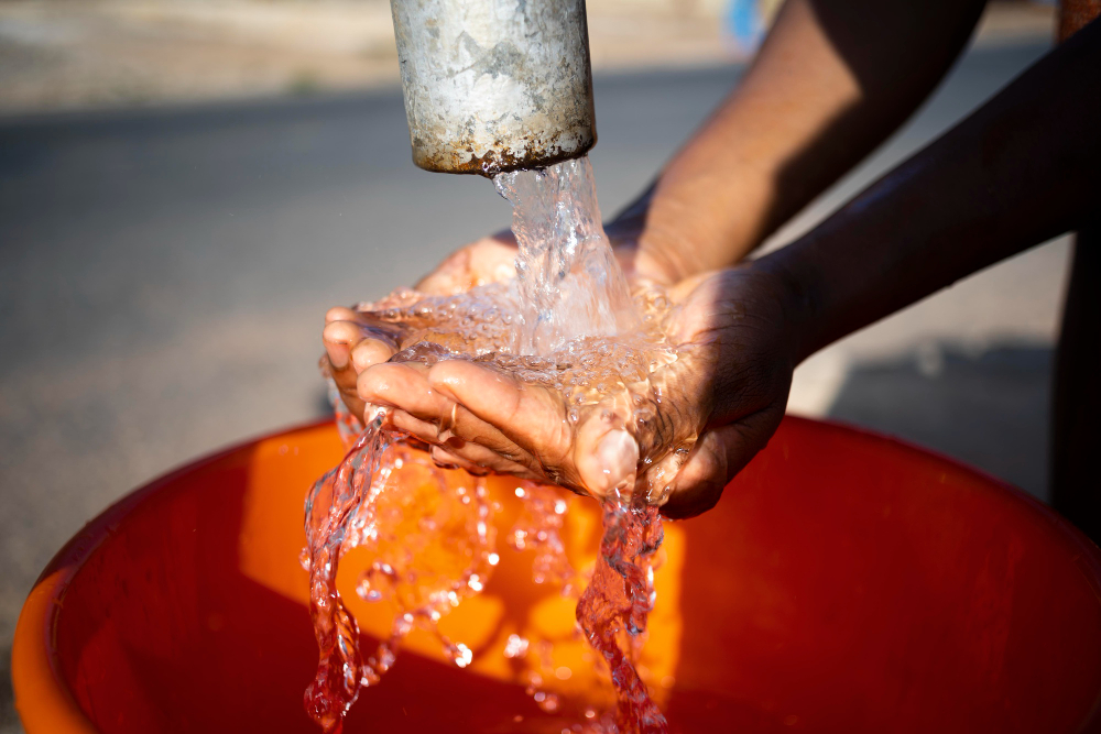 Sonhar com Água Limpa: Significa harmonia e purificação? 3 agua potavel limpa